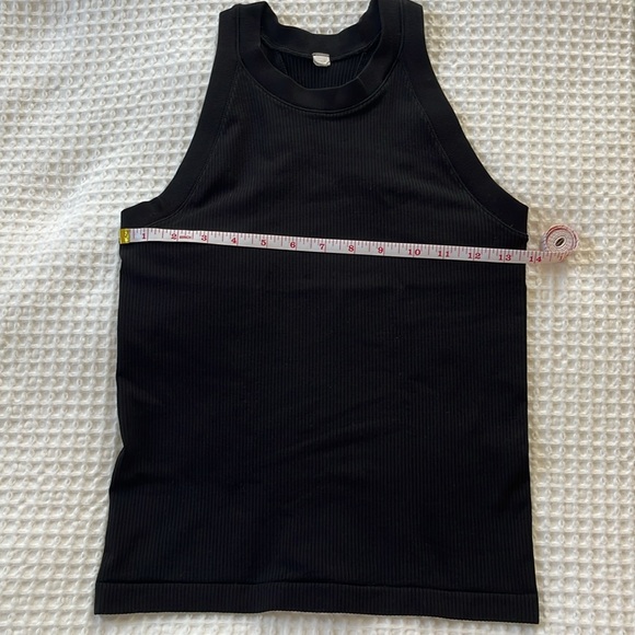 RENEW SEAMLESS RACERBACK TANK - Picture 6 of 8